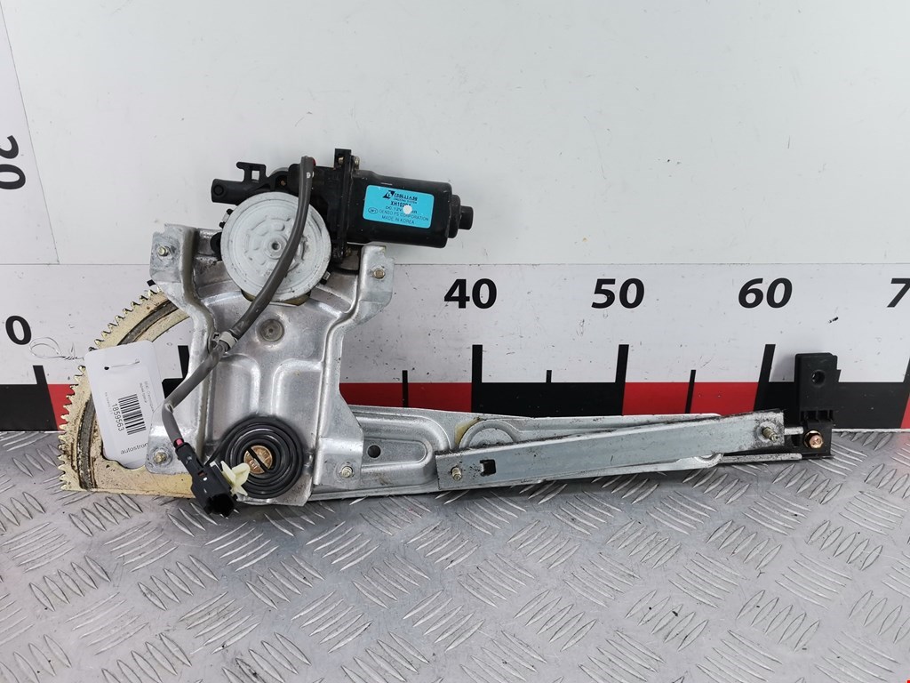 Стеклоподъемник задний правый KIA Sorento 2002-2009