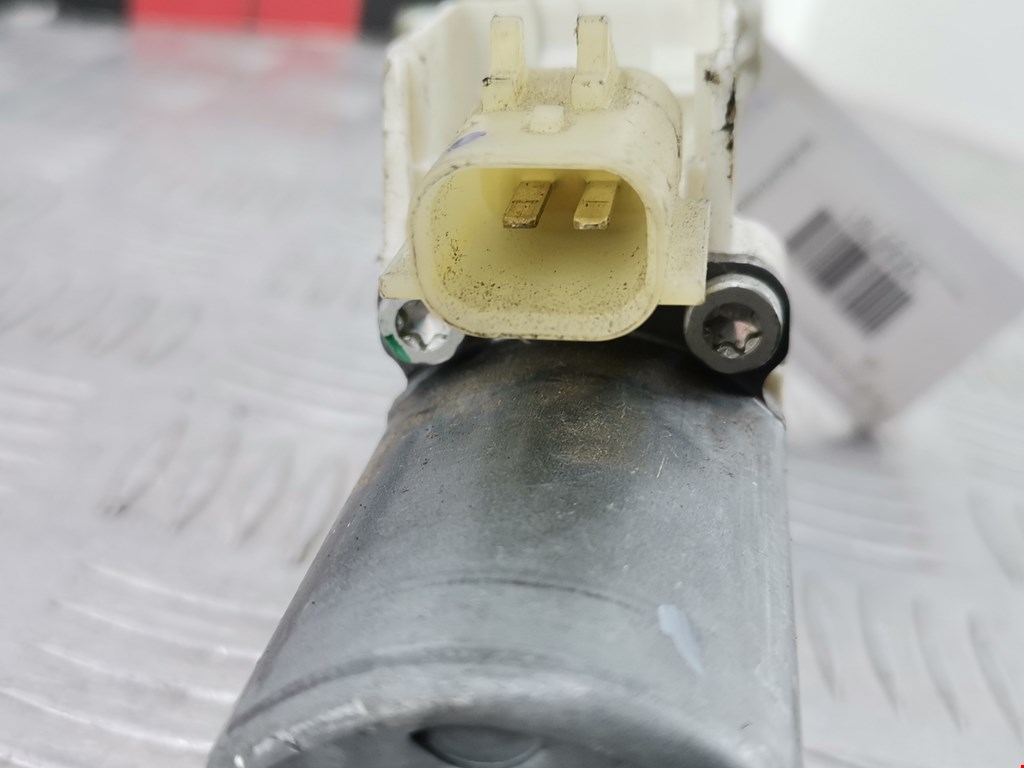 Моторчик (двигатель) стеклоподъемника DODGE Journey 2008-2020