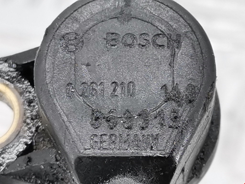 Датчик положения коленвала VOLKSWAGEN Beetle A4 1997-2010