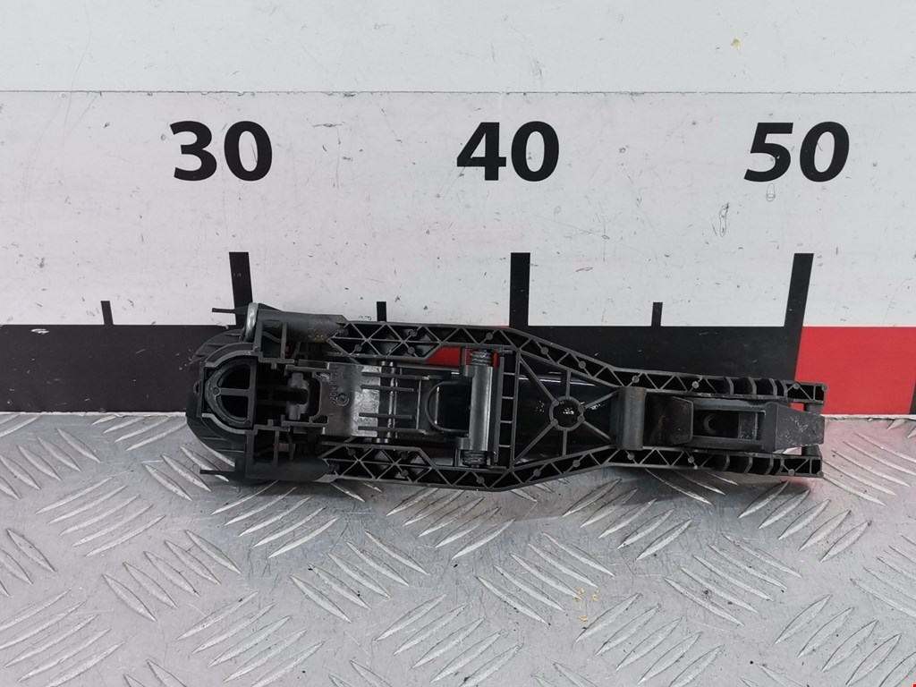 Ручка двери задней наружная правая SKODA Superb 2002-2008