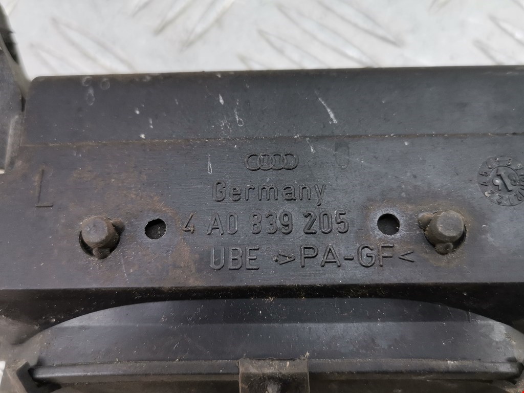 Ручка двери задней наружная левая AUDI A4 B5 1995-2001