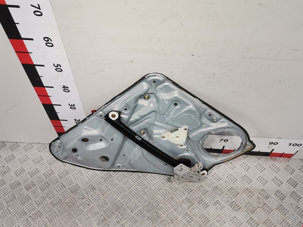 Стеклоподъемник задний правый SKODA Superb 2002-2008