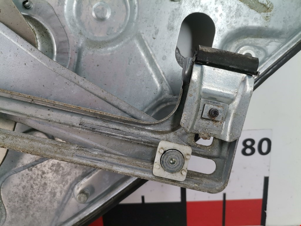 Стеклоподъемник задний левый FORD C-MAX 2003-2010