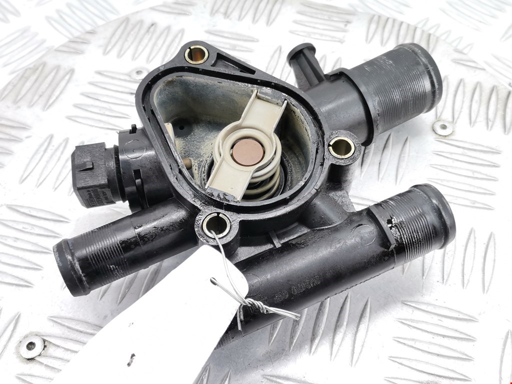 Корпус термостата RENAULT Scenic II 2003-2010