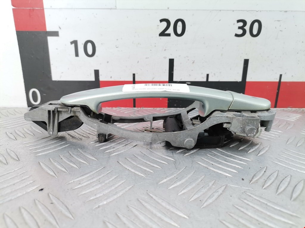 Ручка двери задней наружная левая SKODA Fabia MK2 5J 2007-2014