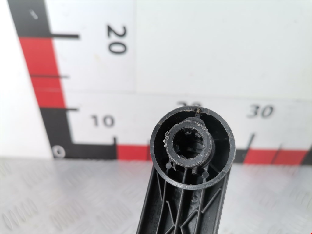 Ручка стеклоподъемника OPEL Astra J 2009-2017