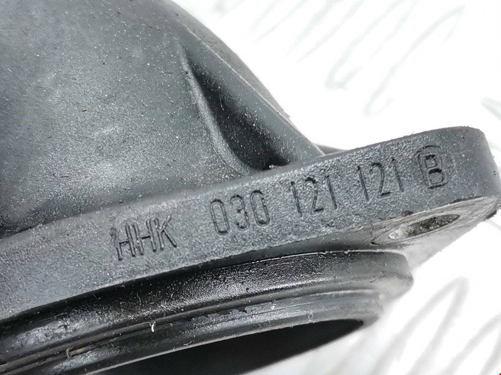 Корпус термостата AUDI A4 B5 1995-2001