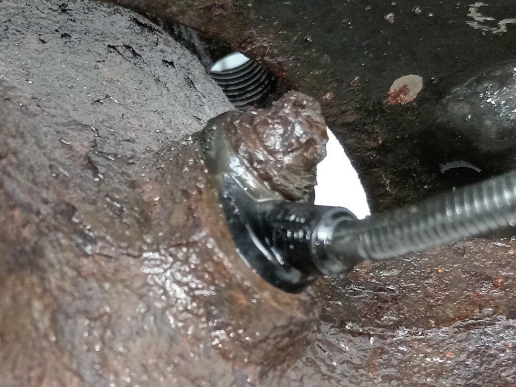 Ступица передняя правая MERCEDES-BENZ R-Class W251 2005-2017