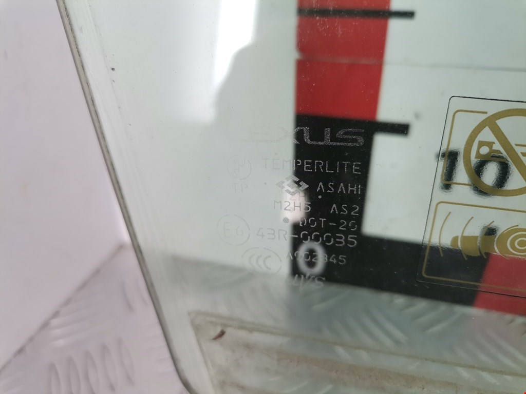 Стекло двери переднее правое LEXUS RX 300\330\350\400H 2003-2009