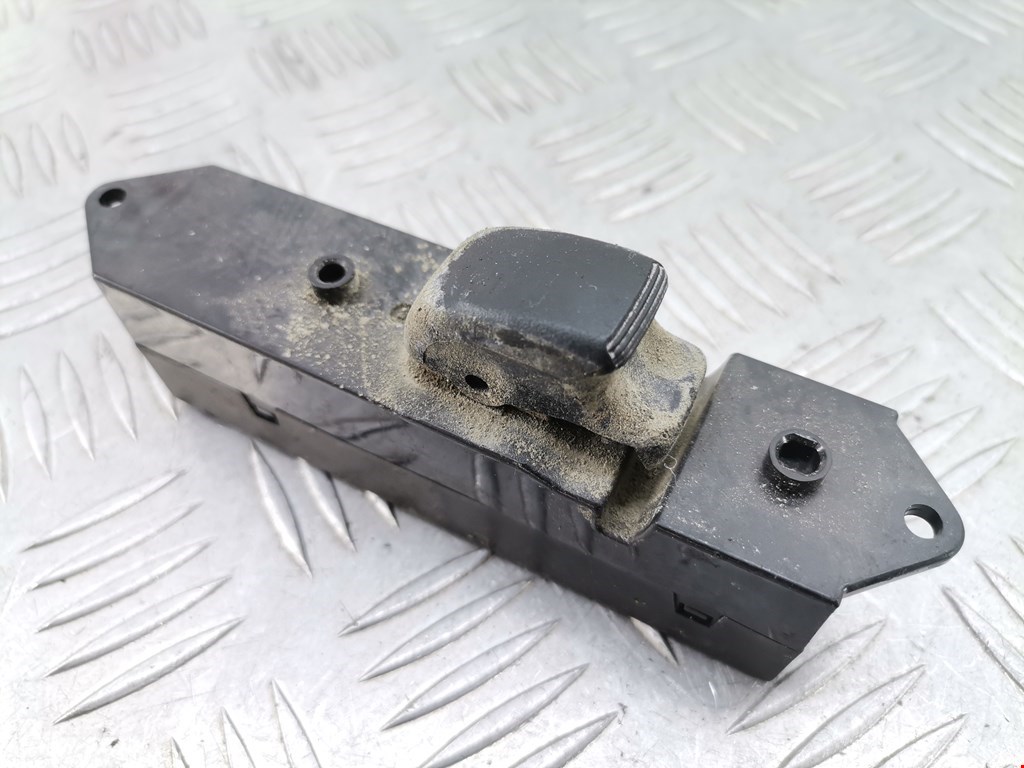 Кнопка стеклоподъемника MITSUBISHI Pajero Sport 1998-2008