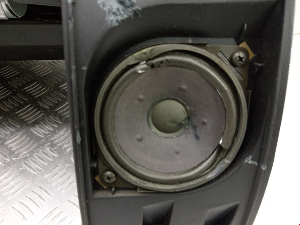 Торпедо MITSUBISHI Carisma 1995-1999