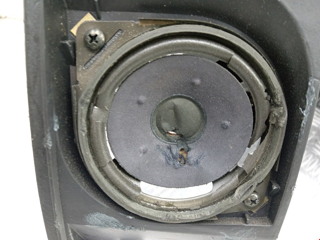 Торпедо MITSUBISHI Carisma 1995-1999