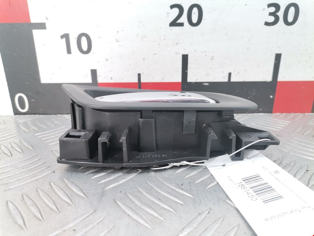 Ручка дверная передняя внутренняя правая PEUGEOT 308 2007-2015