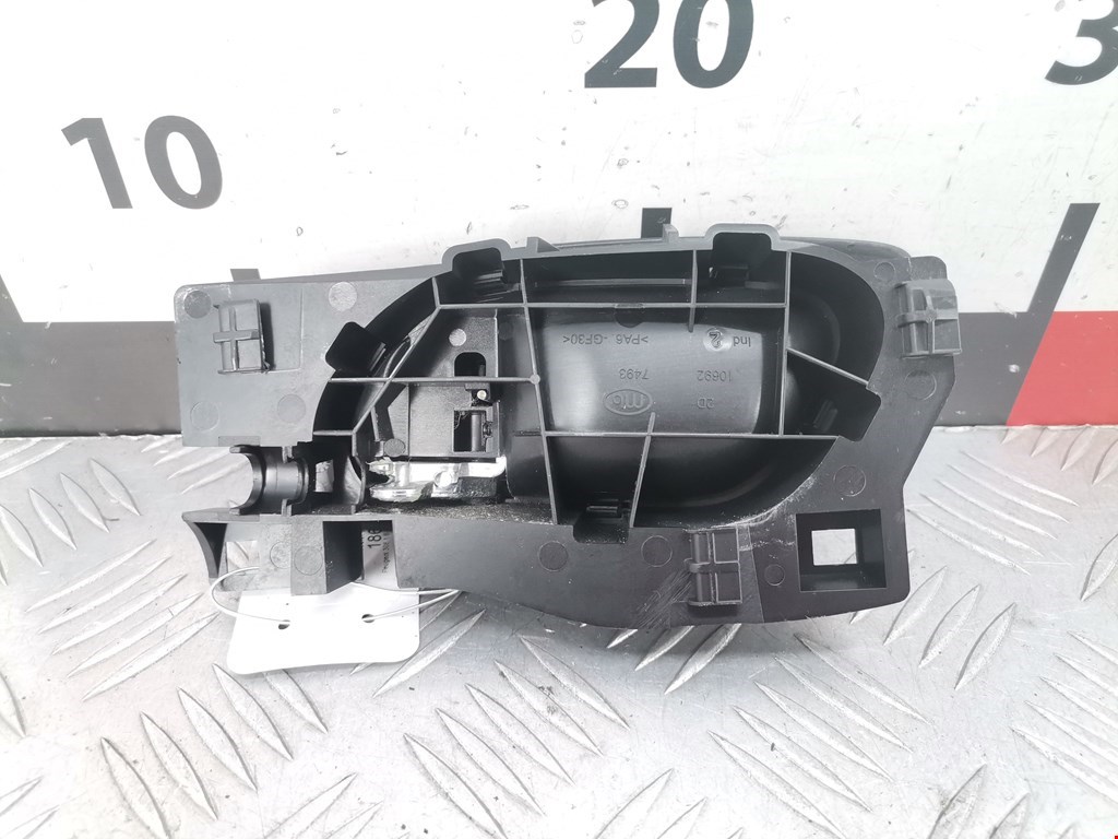 Ручка дверная передняя внутренняя правая PEUGEOT 308 2007-2015