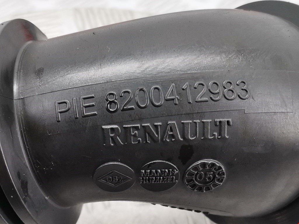 Патрубок воздушного фильтра RENAULT Scenic II 2003-2010