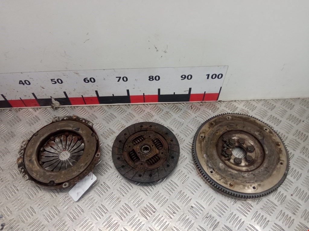 Маховик (демпфер сцепления) SKODA Fabia MK1 1999-2006