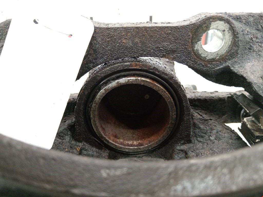 Суппорт передний правый PEUGEOT 308 2007-2015