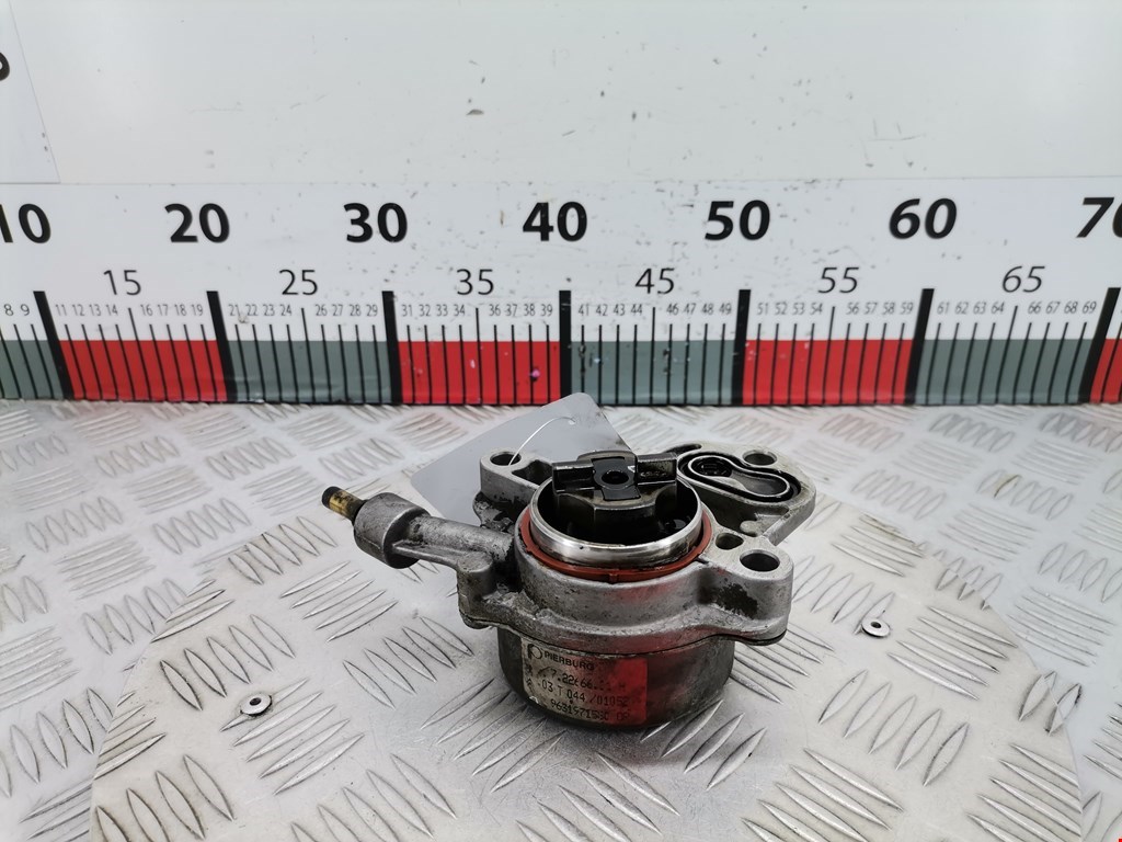 Насос вакуумный Peugeot 607 (1999-2010)