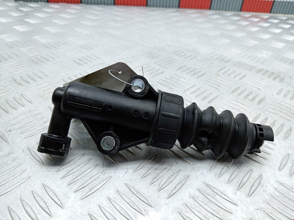 Цилиндр сцепления рабочий FIAT Grande Punto 2005-2009