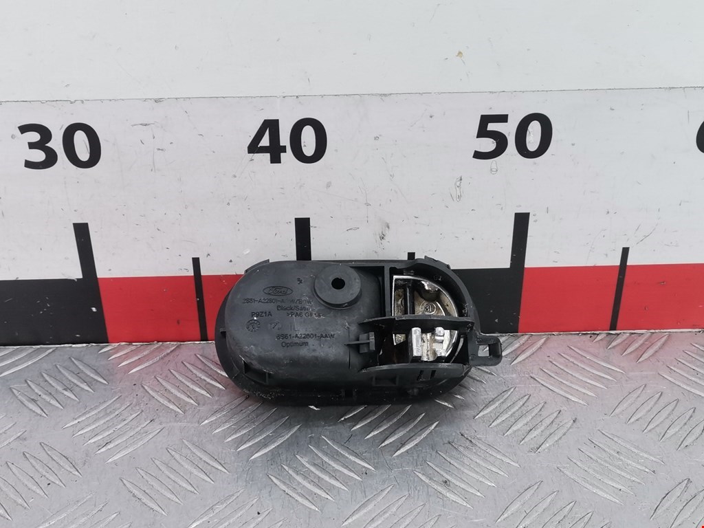 Ручка дверная передняя внутренняя левая FORD Fiesta 2001-2008