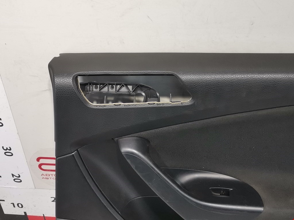 Обшивка двери задняя правая VOLKSWAGEN Passat B6 2005-2011
