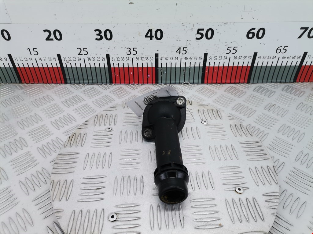 Корпус термостата VOLKSWAGEN Passat B5 1997-2005