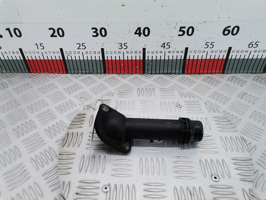 Корпус термостата VOLKSWAGEN Passat B5 1997-2005