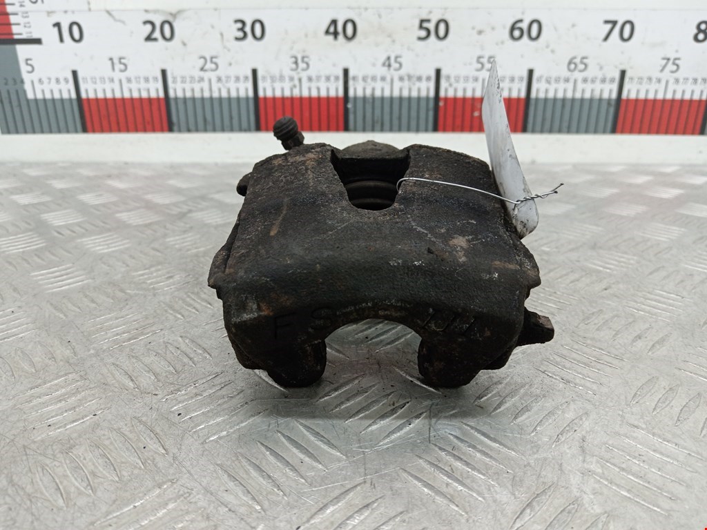 Суппорт передний правый SEAT Ibiza 2002-2008