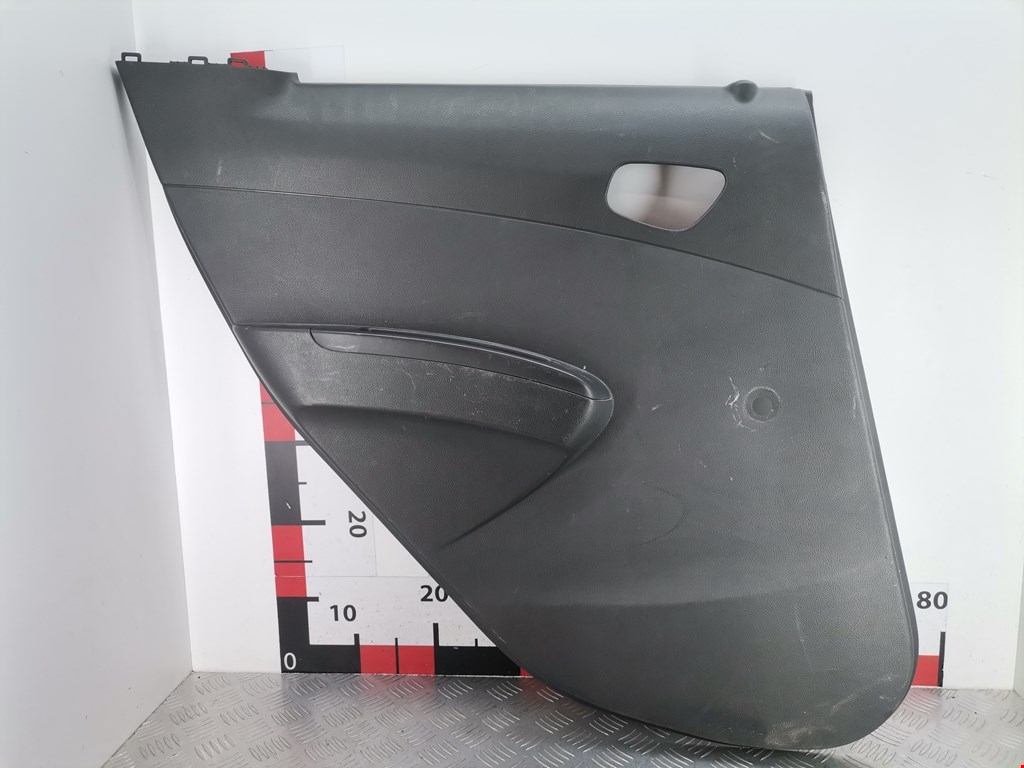 Обшивка двери задняя левая CHEVROLET Spark 2010-2015