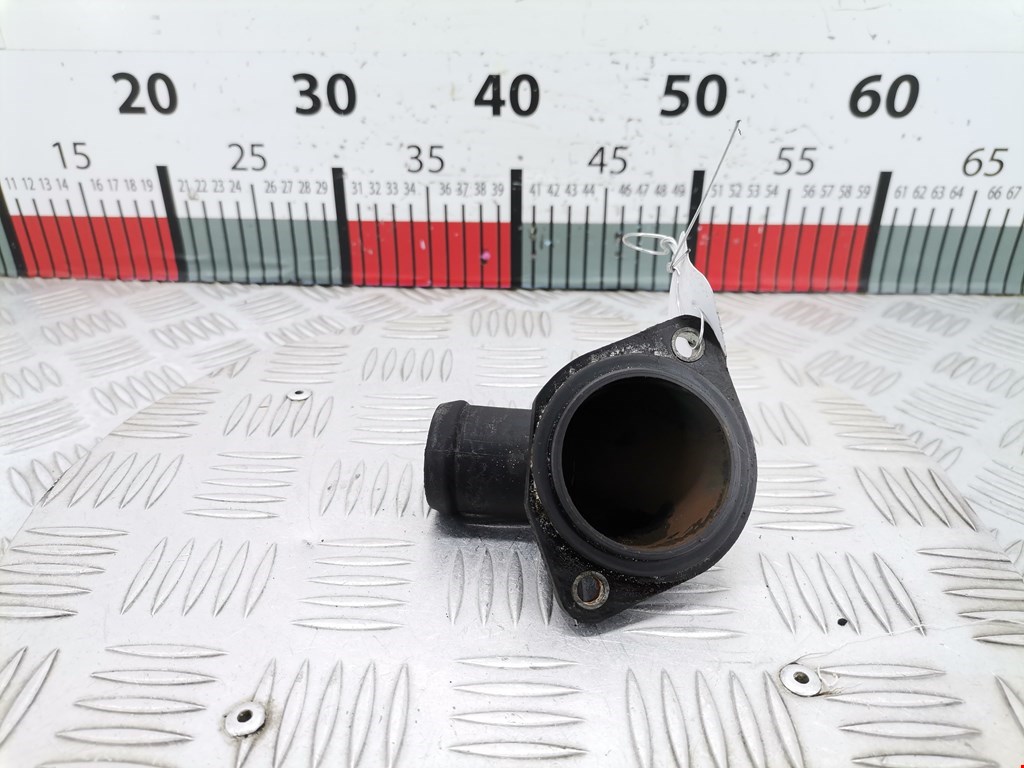 Корпус термостата AUDI A4 B5 1995-2001