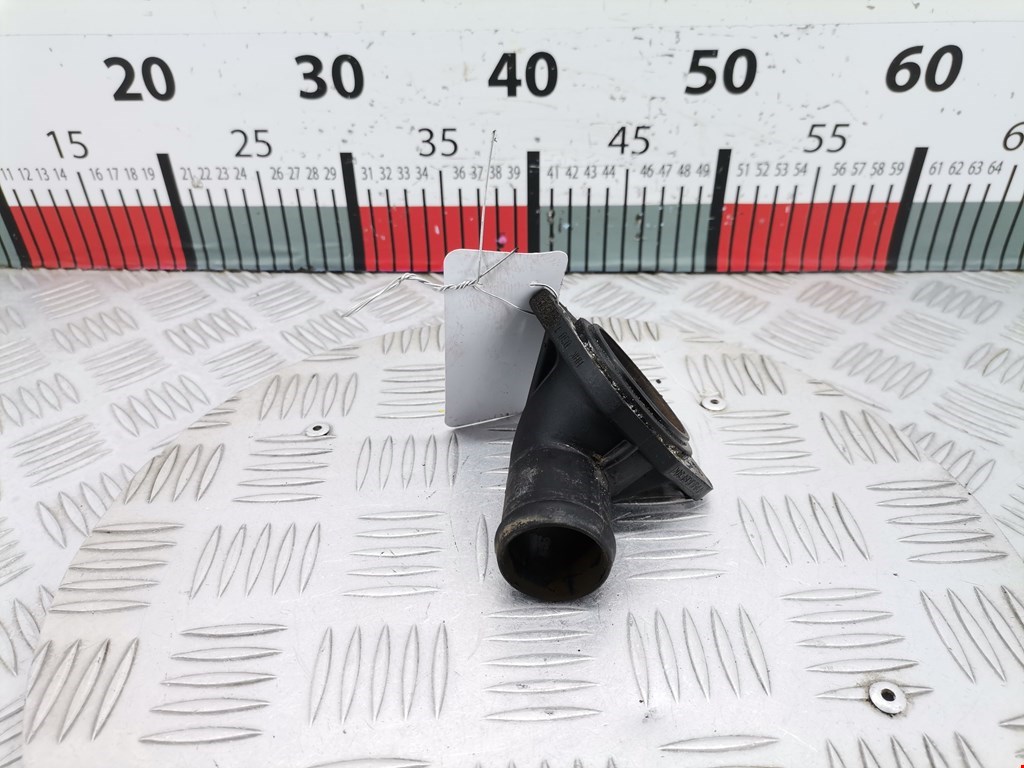 Корпус термостата AUDI A4 B5 1995-2001