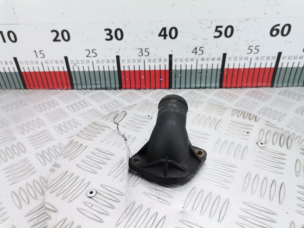 Корпус термостата AUDI A4 B5 1995-2001