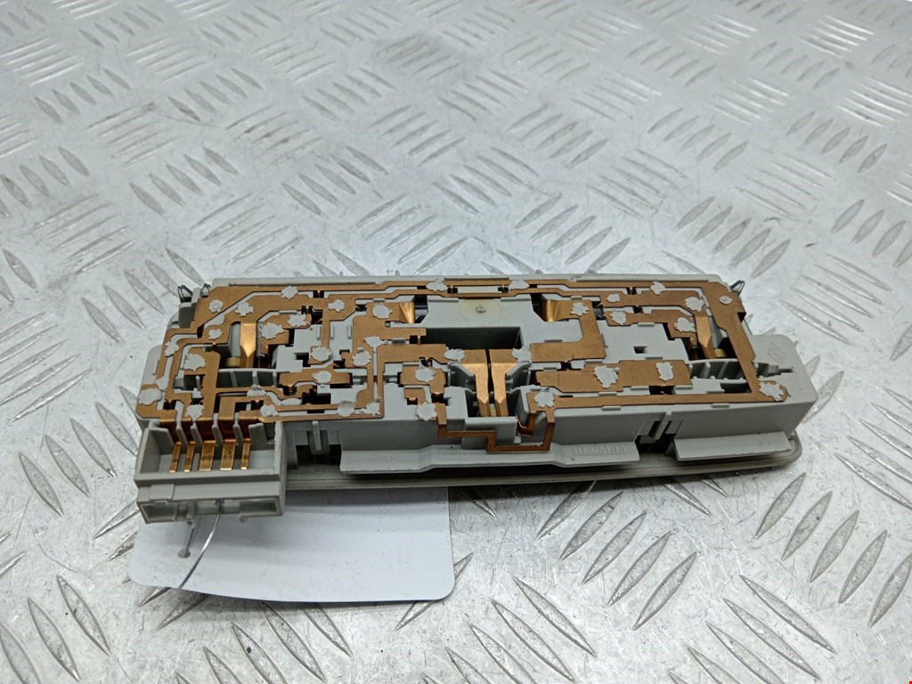Плафон салонный (салона фонарь) RENAULT Espace 2003-2014