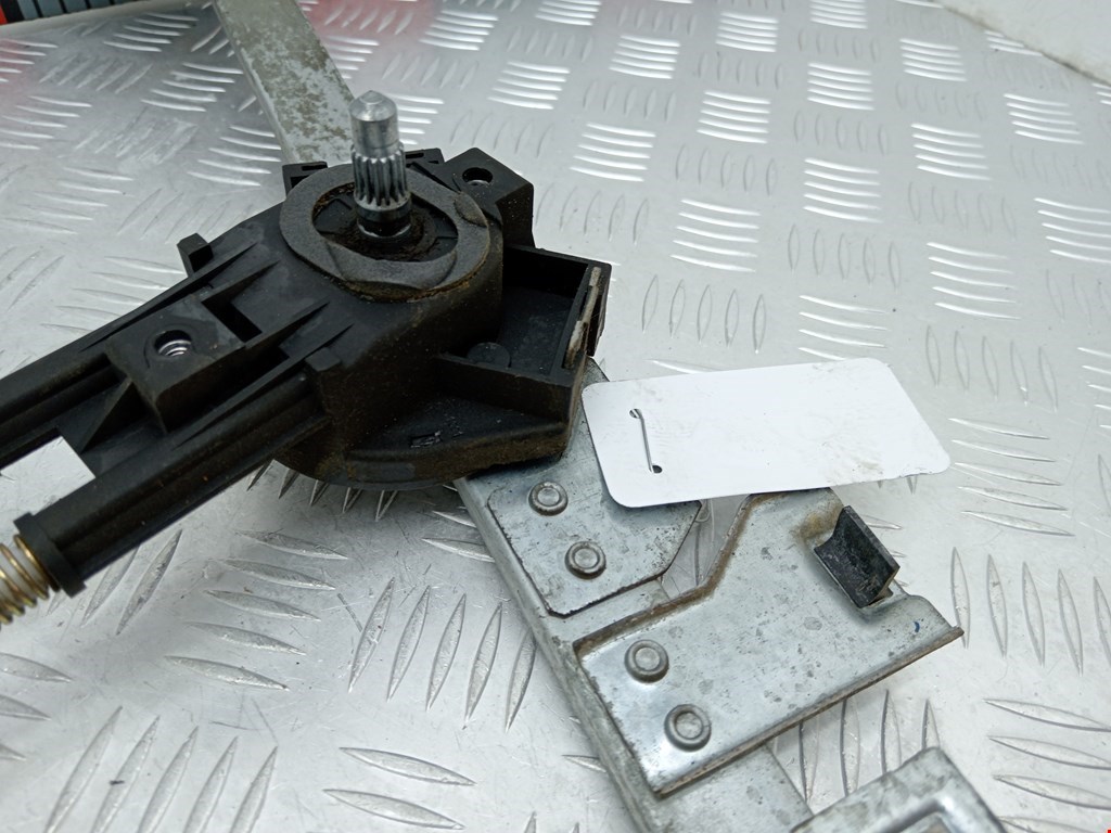 Стеклоподъемник передний правый PEUGEOT Partner 1996-2009