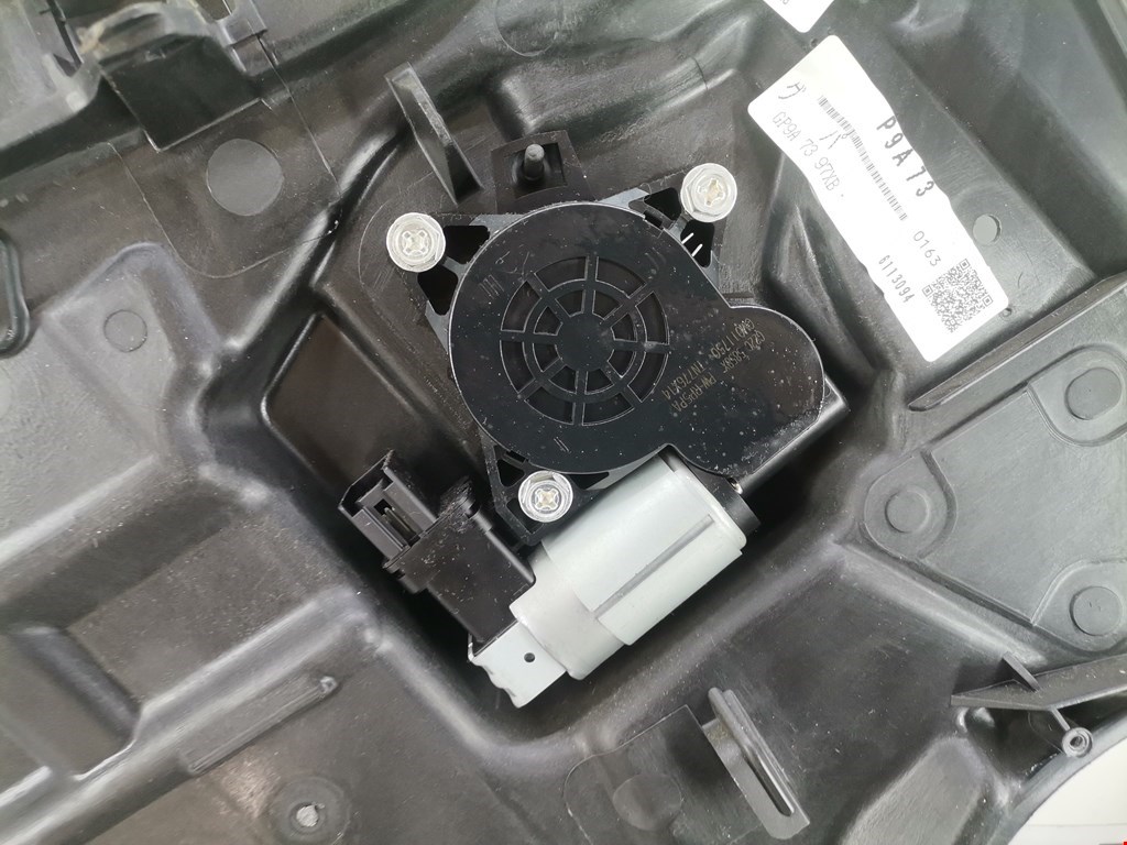 Стеклоподъемник задний левый MAZDA Mazda 6 GG 2000-2007