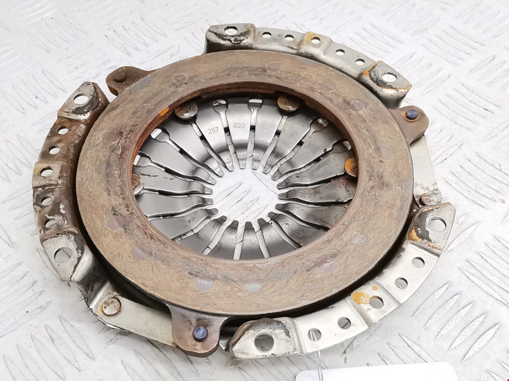 Маховик (демпфер сцепления) FORD Fiesta 2001-2008