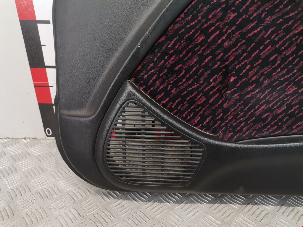 Обшивка двери передняя правая HONDA Civic выбрать кузов 1995-2001