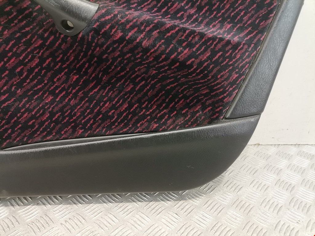 Обшивка двери передняя правая HONDA Civic выбрать кузов 1995-2001