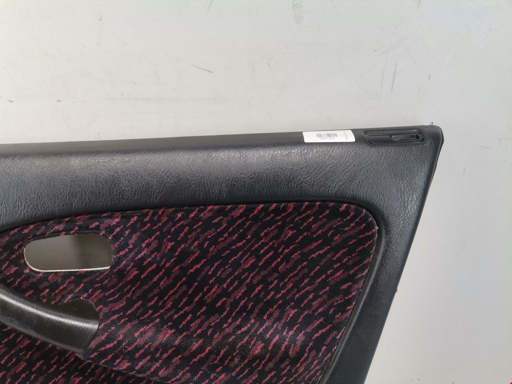 Обшивка двери передняя правая HONDA Civic выбрать кузов 1995-2001