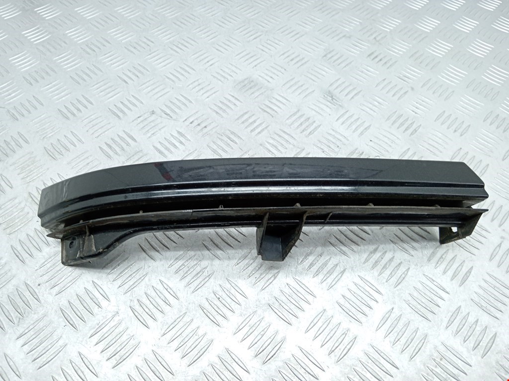 Накладка (планка) под фару правую Opel Zafira A (1999-2006)