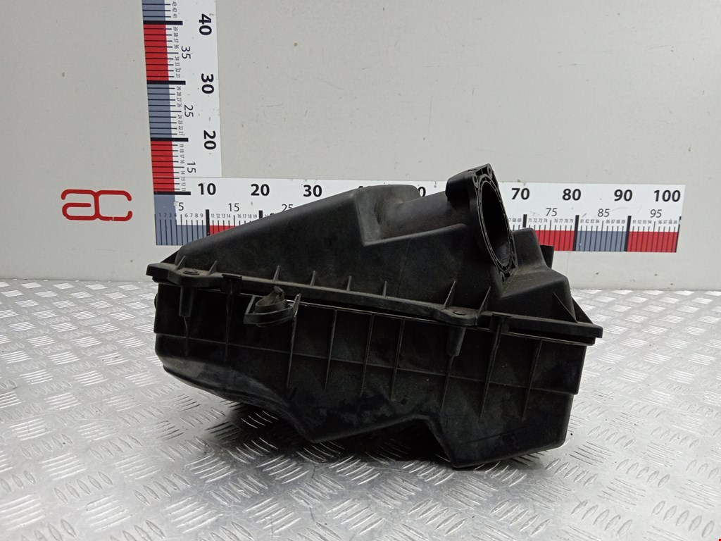 Корпус воздушного фильтра AUDI A3 8L 1996-2003