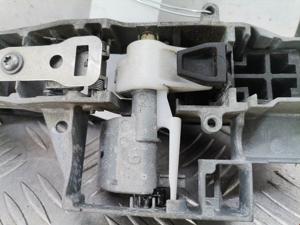 Ручка двери задней наружная левая PEUGEOT 5008 2009-2016