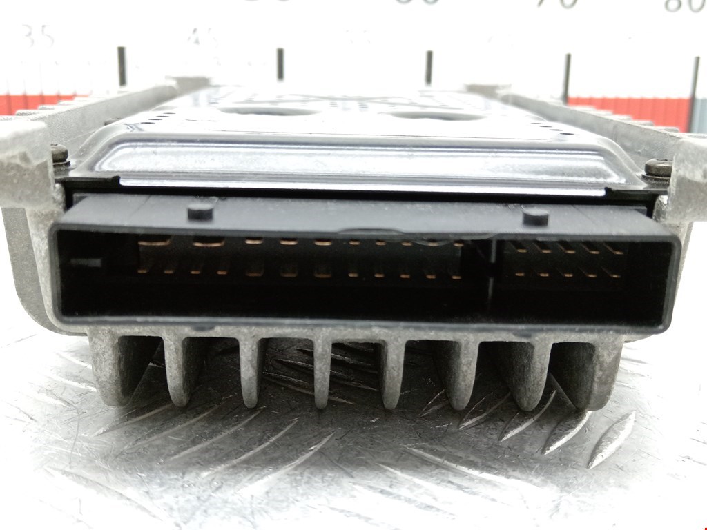 Усилитель акустической системы AUDI A4 B7 2004-2007