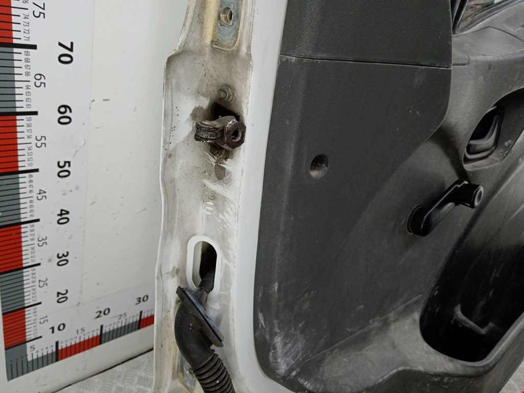 Дверь передняя правая IVECO Daily IV 2006-2011