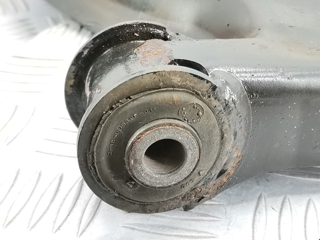 Рычаг передний левый SKODA Rapid 2012-2020