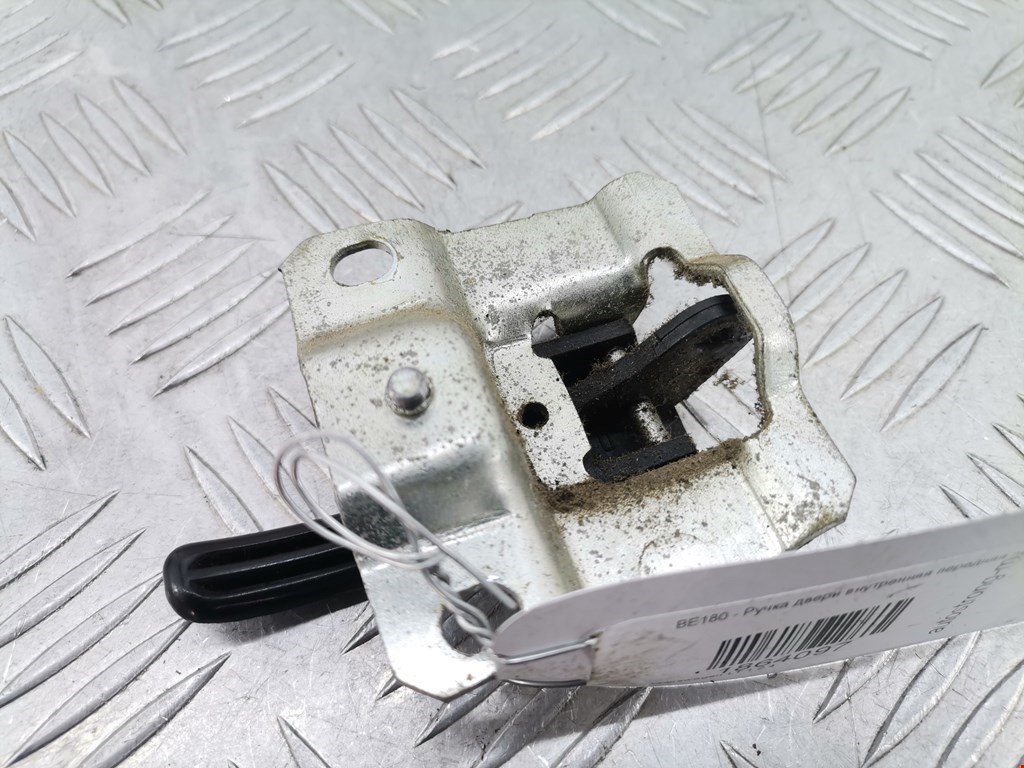 Ручка дверная передняя внутренняя левая VOLKSWAGEN LT 1975-1996