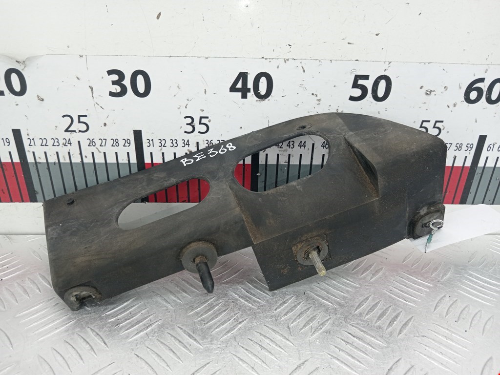 Кронштейн заднего бампера левый правый FORD Focus I 1998-2005