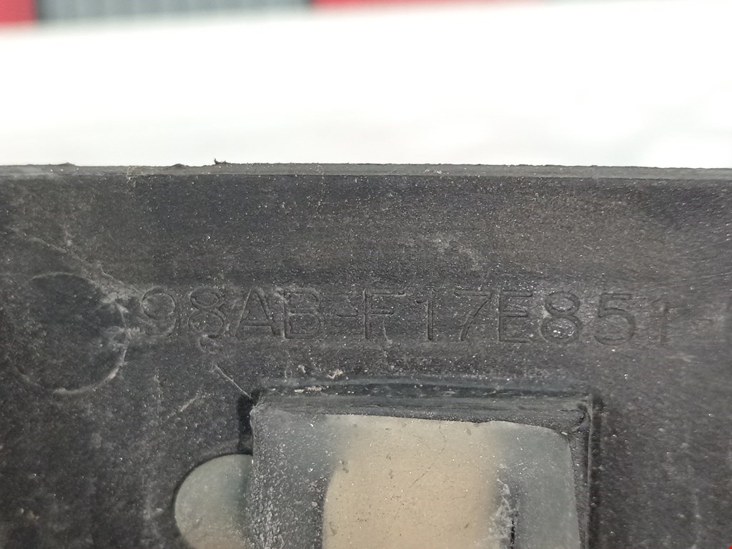 Кронштейн заднего бампера левый правый FORD Focus I 1998-2005