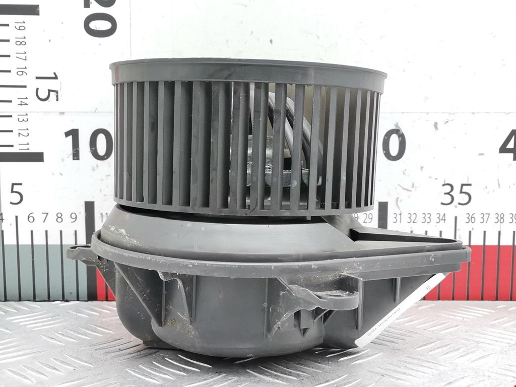 Моторчик (мотор) отопителя салона CITROEN Berlingo 1996-2012