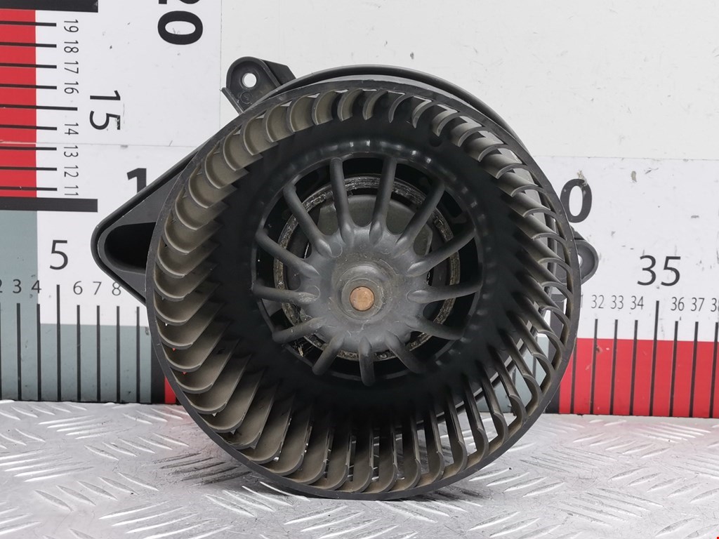 Моторчик (мотор) отопителя салона CITROEN Berlingo 1996-2012